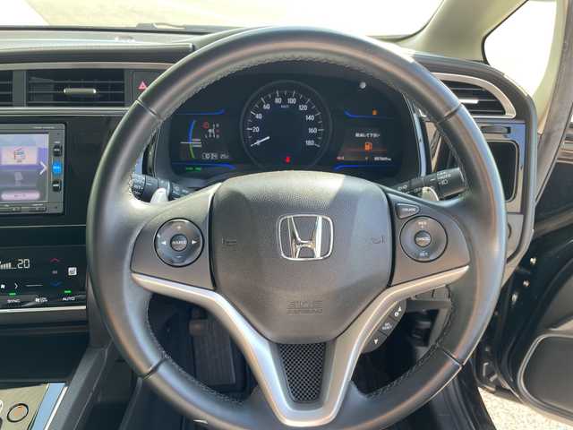 ホンダ シャトル ハイブリッド Z 愛知県 2017(平29)年 5.8万km ミッドナイトブルービームM ホンダセンシング/純正ナビ/シートヒーター/LEDヘッドライト/オートライト/バックカメラ/パドルシフト/クルーズコントロール/ETC/ドライブレコーダー/ステアリングスイッチ/スマートキー/プッシュスタート