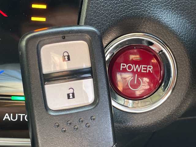 ホンダ シャトル ハイブリッド Z 愛知県 2017(平29)年 5.8万km ミッドナイトブルービームM ホンダセンシング/純正ナビ/シートヒーター/LEDヘッドライト/オートライト/バックカメラ/パドルシフト/クルーズコントロール/ETC/ドライブレコーダー/ステアリングスイッチ/スマートキー/プッシュスタート