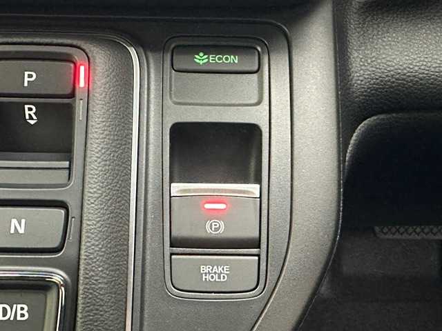 ホンダ ステップワゴン スパーダ eHEV 兵庫県 2025(令7)年 0.1千km プラチナホワイトパール 登録済未使用車/純正１１．４インチメモリナビ　（LXM-247VFLI）/（FM/AM、CD、DVD、BT、フルセグ）/純正１５．６インチ後席モニター/両側パワースライドドア/バックカメラ/レーダークルーズコントロール/パドルシフト/ホンダセンシング/ホンダコネクト/プッシュスタート/電動格納ミラー/ウィンカーミラー/ハーフレザーシート/シートヒーター（D/N席）/パワーバックドア/BSM/オットマン/LEDヘッドライト/LEDフォグランプ/オートライト/純正１６インチAW/本革巻ステアリングホイール/スマートキー×２