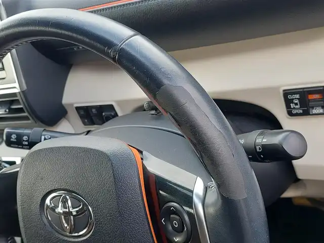 トヨタ シエンタ ハイブリッド G 東京都 2016(平28)年 7.7万km ホワイトパールクリスタルシャイン ワンオーナー/トヨタセーフティセンスC /・プリクラッシュセーフティ/・レーンディパーチャーアラート/・オートマチックハイビーム/プッシュスタート/社外ナビ/フルセグTV/ETC/ドライブレコーダー CS-11FH/両側パワースライドドア/シートヒーター/純正フロアマット/LEDヘッドライト/オートライト/フロントフォグランプ/ドアバイザー/スマートキー