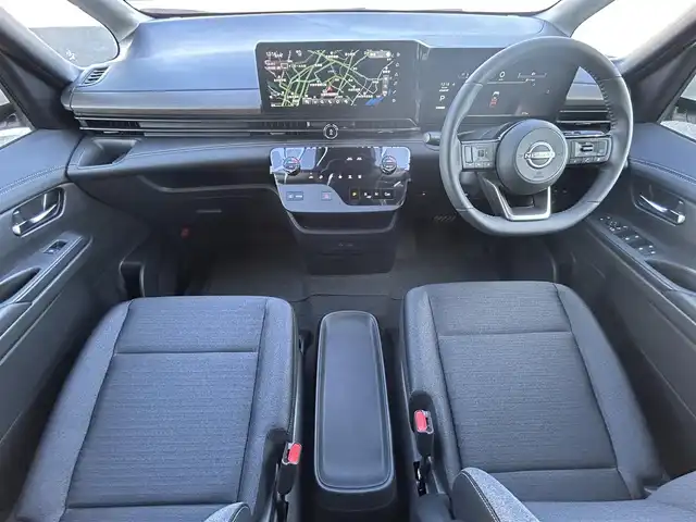 日産 セレナ e－パワー ハイウェイスター V 群馬県 2025(令7)年 0.1千km プリズムホワイト ワンオーナー/純正12.3型ディスプレイオーディオ/（Bluetooth/HDMI/USB/フルセグテレビ）/インテリジェントアラウンドビューモニター/純正デジタルインナーミラー/360度セーフティアシスト/・プロパイロット/・インテリジェントエマージェンシーブレーキ/・前方衝突予測警報/・衝突回避ステアリングアシスト/・車線逸脱防止支援システム/・車線逸脱警報/・後側方衝突防止支援システム/・後側方車両検知警報/・後退時車両検知警報/・ふらつき警報/・踏み間違い衝突防止アシスト/・標識検知機能/両側ハンズフリーパワースライドドア/電動パーキングブレーキ/置くだけ充電/LEDヘッドランプ/オートホールド/ステアリングリモコン/ETC/保証書・取説・スペアキー