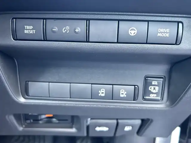 日産 セレナ e－パワー ハイウェイスター V 群馬県 2025(令7)年 0.1千km プリズムホワイト ワンオーナー/純正12.3型ディスプレイオーディオ/（Bluetooth/HDMI/USB/フルセグテレビ）/インテリジェントアラウンドビューモニター/純正デジタルインナーミラー/360度セーフティアシスト/・プロパイロット/・インテリジェントエマージェンシーブレーキ/・前方衝突予測警報/・衝突回避ステアリングアシスト/・車線逸脱防止支援システム/・車線逸脱警報/・後側方衝突防止支援システム/・後側方車両検知警報/・後退時車両検知警報/・ふらつき警報/・踏み間違い衝突防止アシスト/・標識検知機能/両側ハンズフリーパワースライドドア/電動パーキングブレーキ/置くだけ充電/LEDヘッドランプ/オートホールド/ステアリングリモコン/ETC/保証書・取説・スペアキー