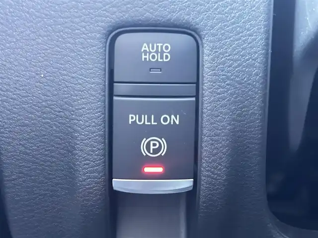 日産 セレナ e－パワー ハイウェイスター V 群馬県 2025(令7)年 0.1千km プリズムホワイト ワンオーナー/純正12.3型ディスプレイオーディオ/（Bluetooth/HDMI/USB/フルセグテレビ）/インテリジェントアラウンドビューモニター/純正デジタルインナーミラー/360度セーフティアシスト/・プロパイロット/・インテリジェントエマージェンシーブレーキ/・前方衝突予測警報/・衝突回避ステアリングアシスト/・車線逸脱防止支援システム/・車線逸脱警報/・後側方衝突防止支援システム/・後側方車両検知警報/・後退時車両検知警報/・ふらつき警報/・踏み間違い衝突防止アシスト/・標識検知機能/両側ハンズフリーパワースライドドア/電動パーキングブレーキ/置くだけ充電/LEDヘッドランプ/オートホールド/ステアリングリモコン/ETC/保証書・取説・スペアキー