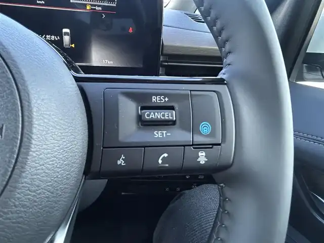 日産 セレナ e－パワー ハイウェイスター V 群馬県 2025(令7)年 0.1千km プリズムホワイト ワンオーナー/純正12.3型ディスプレイオーディオ/（Bluetooth/HDMI/USB/フルセグテレビ）/インテリジェントアラウンドビューモニター/純正デジタルインナーミラー/360度セーフティアシスト/・プロパイロット/・インテリジェントエマージェンシーブレーキ/・前方衝突予測警報/・衝突回避ステアリングアシスト/・車線逸脱防止支援システム/・車線逸脱警報/・後側方衝突防止支援システム/・後側方車両検知警報/・後退時車両検知警報/・ふらつき警報/・踏み間違い衝突防止アシスト/・標識検知機能/両側ハンズフリーパワースライドドア/電動パーキングブレーキ/置くだけ充電/LEDヘッドランプ/オートホールド/ステアリングリモコン/ETC/保証書・取説・スペアキー