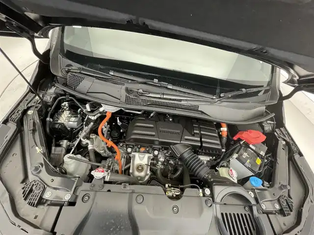 ホンダ ステップワゴン スパーダ eHEV 滋賀県 2023(令5)年 3万km クリスタルブラックパール 9インチ純正メモリナビ/【Bluetooth/CD/DVD/USB/HDMI/AppleCarPlay//Android Auto/フルセグ 】/全方位カメラ/両側パワースライドドア/シートヒーター/2列目オットマン/パワーリアゲート/前後ソナー/フリップダウンモニター/ホンダセンシング/ハーフレザー/オートホールド/オートハイビーム/純正16アルミ/純正LEDヘッドライト/ビルトインETC