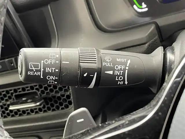 ホンダ ステップワゴン スパーダ eHEV 滋賀県 2023(令5)年 3万km クリスタルブラックパール 9インチ純正メモリナビ/【Bluetooth/CD/DVD/USB/HDMI/AppleCarPlay//Android Auto/フルセグ 】/全方位カメラ/両側パワースライドドア/シートヒーター/2列目オットマン/パワーリアゲート/前後ソナー/フリップダウンモニター/ホンダセンシング/ハーフレザー/オートホールド/オートハイビーム/純正16アルミ/純正LEDヘッドライト/ビルトインETC