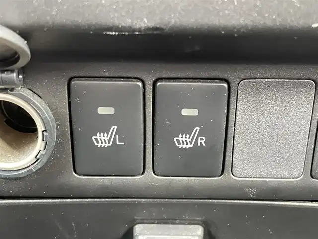 トヨタ タンク G－T 福岡県 2017(平29)年 7.9万km パールホワイトⅢ (株)IDOMが運営する【じしゃロン八幡西店】の自社ローン対象車両になります。こちらは現金ご利用時の価格です。自社ローンご希望の方は別途その旨お申付け下さい。/純正9インチナビ/スマートアシスト/純正ドライブレコーダー/GPSレーダー/両側電動スライドドア/LEDヘッドライト