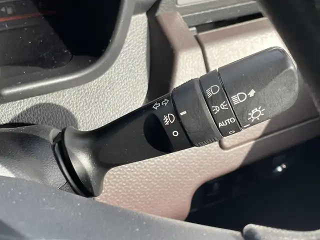 トヨタ タンク G－T 福岡県 2017(平29)年 7.9万km パールホワイトⅢ (株)IDOMが運営する【じしゃロン八幡西店】の自社ローン対象車両になります。こちらは現金ご利用時の価格です。自社ローンご希望の方は別途その旨お申付け下さい。/純正9インチナビ/スマートアシスト/純正ドライブレコーダー/GPSレーダー/両側電動スライドドア/LEDヘッドライト