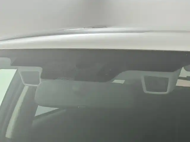 スバル レガシィ ツーリングワゴン 2．5iアイサイト Sパッケージ 道央・札幌 2013(平25)年 7.7万km サテンホワイトパール ・４WD/・カロッツェリア サイバーナビ（HDD）/　CD/DVD/SD/HDD/USB/BT/フルセグTV/・バックカメラ/・ビルトインETC/・レーダー探知機（ユピテル・EXP-R180）/・キーレスアクセスアップグレード（エンスタ機能）/・純正１７インチAW（冬）/・積込：純正１８インチAW（夏 225/45R18 6分山）/・アイサイト/・衝突被害軽減ブレーキ/・レーンキープアシスト/・全車速追従式クルーズコントロール/・ヒルスタートアシスト/・横滑り防止装置/・パドルシフト（MTモード付AT）/・ハーフレザーシート/・D+N席パワーシート/・オートライト/・キセノンヘッドライト/・フォグランプ/・ドアミラーウィンカー/・ヘッドランプウォッシャー/・ドアバイザー/・トノカバー/・純正フロアマット/・プッシュスタート/・スマートキー/・取/保