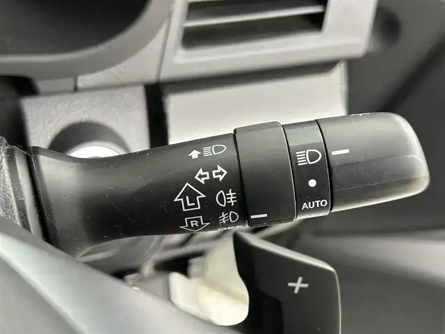 スバル レガシィ ツーリングワゴン 2．5iアイサイト Sパッケージ 道央・札幌 2013(平25)年 7.7万km サテンホワイトパール ・４WD/・カロッツェリア サイバーナビ（HDD）/　CD/DVD/SD/HDD/USB/BT/フルセグTV/・バックカメラ/・ビルトインETC/・レーダー探知機（ユピテル・EXP-R180）/・キーレスアクセスアップグレード（エンスタ機能）/・純正１７インチAW（冬）/・積込：純正１８インチAW（夏 225/45R18 6分山）/・アイサイト/・衝突被害軽減ブレーキ/・レーンキープアシスト/・全車速追従式クルーズコントロール/・ヒルスタートアシスト/・横滑り防止装置/・パドルシフト（MTモード付AT）/・ハーフレザーシート/・D+N席パワーシート/・オートライト/・キセノンヘッドライト/・フォグランプ/・ドアミラーウィンカー/・ヘッドランプウォッシャー/・ドアバイザー/・トノカバー/・純正フロアマット/・プッシュスタート/・スマートキー/・取/保