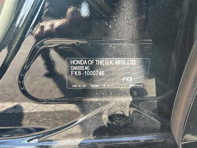 ホンダ シビック タイプR 和歌山県 2017(平29)年 4.4万km クリスタルブラックパール 純正ナビ/バックカメラ/クルーズコントロール/横滑り抑制機能/アイドリングストップ/純正フロアマット/純正アルミホイール/ビルトインETC/アイドリングストップ/LEDヘッドライト/フォグランプ/オートライト