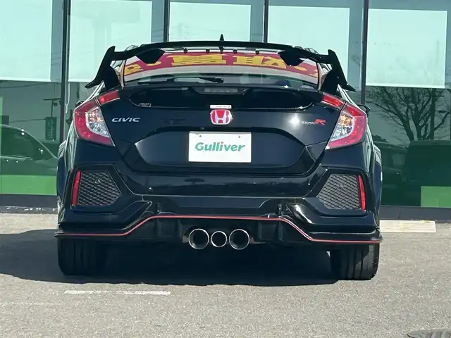 ホンダ シビック タイプR 和歌山県 2017(平29)年 4.4万km クリスタルブラックパール 純正ナビ/バックカメラ/クルーズコントロール/横滑り抑制機能/アイドリングストップ/純正フロアマット/純正アルミホイール/ビルトインETC/アイドリングストップ/LEDヘッドライト/フォグランプ/オートライト