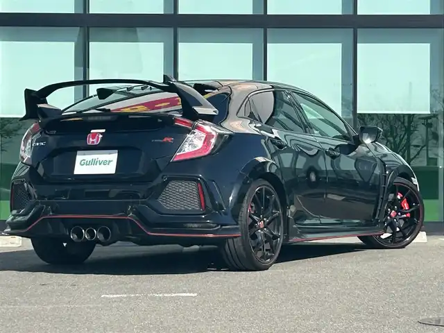 ホンダ シビック タイプR 和歌山県 2017(平29)年 4.4万km クリスタルブラックパール 純正ナビ/バックカメラ/クルーズコントロール/横滑り抑制機能/アイドリングストップ/純正フロアマット/純正アルミホイール/ビルトインETC/アイドリングストップ/LEDヘッドライト/フォグランプ/オートライト