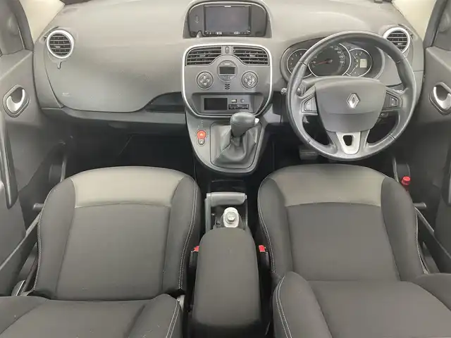 ルノー カングー ゼン 滋賀県 2018(平30)年 4万km 茶 社外7インチナビ/【Bluetooth/CD/DVD/フルセグTV】/両側スライドドア/バックカメラ/クルーズコントロール/オートライト/ビルトインETC/純正フロアマット/リモコンキー/ステアリングリモコン