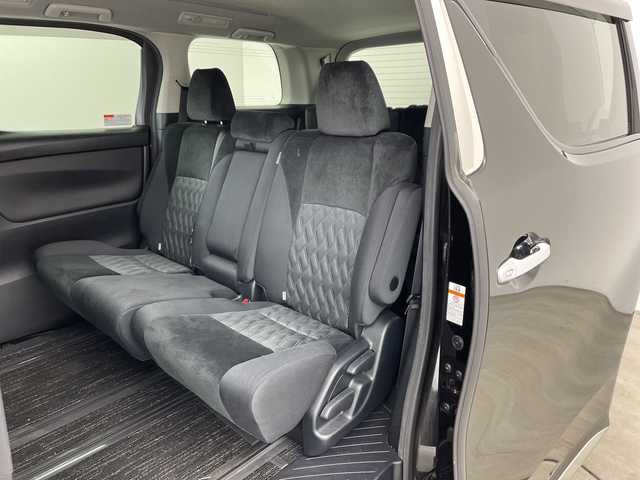 トヨタ ヴェルファイア Z 兵庫県 2018(平30)年 5.6万km ブラック ・社外10インチナビ/SD/BT/USB/HDMI/・バックカメラ/・ETC/・純正前方ドライブレコーダー/・トヨタセーフティセンス/・プリクラッシュセーフティ/・ロードサインアシスト/・レーダークルーズコントロール/・レーントレーシングアラート/・オートマチックハイビーム/・先行車発進告知/・クリアランスソナー/・オートライト/・モデリスタシグネチャーイルミブレード/・LEDライト/・LEDフォグランプ/・社外20インチアルミホイール/・スペアタイヤ/・nanoe/・スマートキー/・AC100V電源/・プッシュスタート