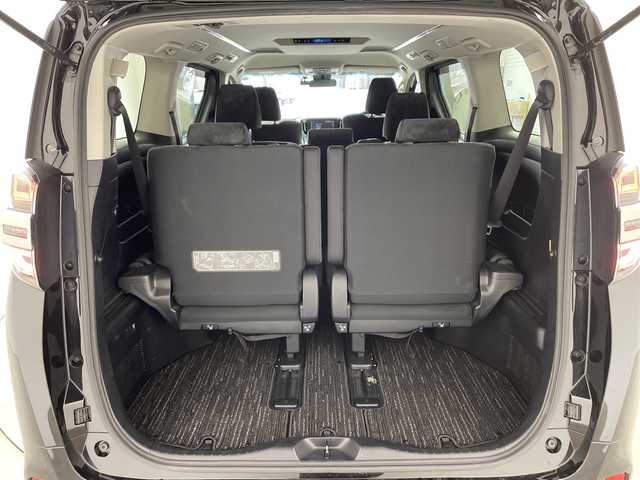 トヨタ ヴェルファイア Z 兵庫県 2018(平30)年 5.6万km ブラック ・社外10インチナビ/SD/BT/USB/HDMI/・バックカメラ/・ETC/・純正前方ドライブレコーダー/・トヨタセーフティセンス/・プリクラッシュセーフティ/・ロードサインアシスト/・レーダークルーズコントロール/・レーントレーシングアラート/・オートマチックハイビーム/・先行車発進告知/・クリアランスソナー/・オートライト/・モデリスタシグネチャーイルミブレード/・LEDライト/・LEDフォグランプ/・社外20インチアルミホイール/・スペアタイヤ/・nanoe/・スマートキー/・AC100V電源/・プッシュスタート