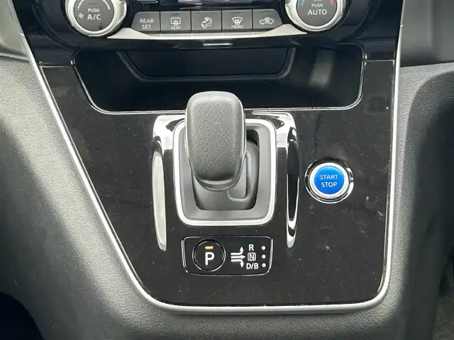 日産 セレナ e－パワー ハイウェイスター V 福島県 2020(令2)年 5.3万km ブリリアントホワイトパール セーフティパッケージ/社外ディスプレイオーディオ/型番：FH‐8500DVS/【CD/DVD/USB/BT】/ETC/アラウンドビューモニター/両側電動スライドドア/ハンズフリーオートスライドドア/前席シートヒーター/ステアリングヒーター/衝突被害軽減ブレーキ/レーンキープアシスト/クルーズコントロール/LEDオートライト/LEDフォグランプ/純正フロアマット/ドアバイザー