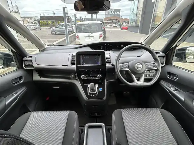 日産 セレナ e－パワー ハイウェイスター V 福島県 2020(令2)年 5.3万km ブリリアントホワイトパール セーフティパッケージ/社外ディスプレイオーディオ/型番：FH‐8500DVS/【CD/DVD/USB/BT】/ETC/アラウンドビューモニター/両側電動スライドドア/ハンズフリーオートスライドドア/前席シートヒーター/ステアリングヒーター/衝突被害軽減ブレーキ/レーンキープアシスト/クルーズコントロール/LEDオートライト/LEDフォグランプ/純正フロアマット/ドアバイザー