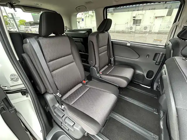 日産 セレナ e－パワー ハイウェイスター V 福島県 2020(令2)年 5.3万km ブリリアントホワイトパール セーフティパッケージ/社外ディスプレイオーディオ/型番：FH‐8500DVS/【CD/DVD/USB/BT】/ETC/アラウンドビューモニター/両側電動スライドドア/ハンズフリーオートスライドドア/前席シートヒーター/ステアリングヒーター/衝突被害軽減ブレーキ/レーンキープアシスト/クルーズコントロール/LEDオートライト/LEDフォグランプ/純正フロアマット/ドアバイザー