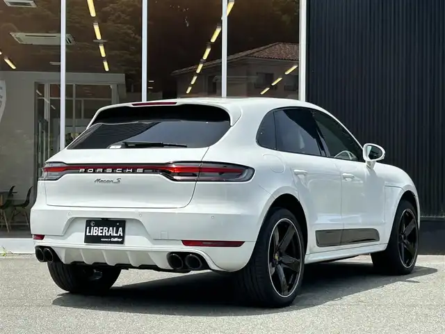 ポルシェ マカン S 福岡県 2019(令1)年 6.7万km ピュアホワイト 純正ナビ/BT/SD/USB/Applecarplay/ETC2.0/360°カメラ/ドラレコ前後/ACC/パークアシスト/レーンキープアシスト/衝突警告/ヒルクライムアシスト/革巻きステアリング/パドルシフト/ステアリングスイッチ/ブラインドスポットモニター/ベージュ革シート/パワーシートD-N/シートメモリD-N/電動リヤゲート/サンルーフ/純正フロアマット/純正21AW/LEDヘッドライト/オートライト