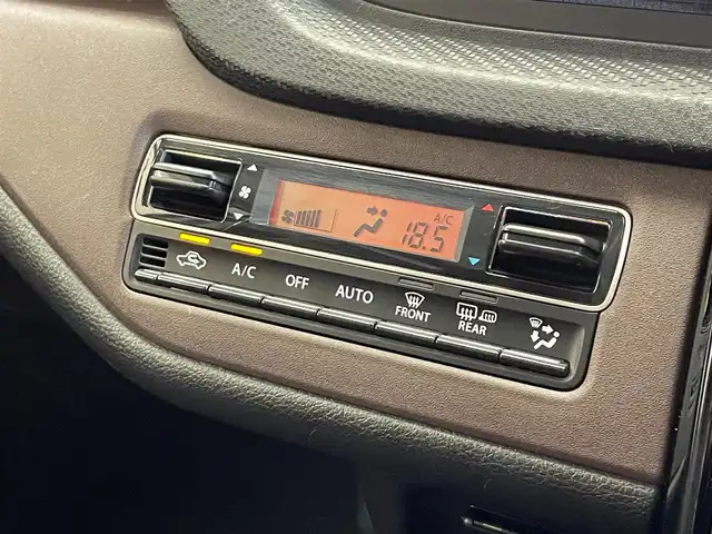 スズキ ソリオ バンディット HV MV 岩手県 2023(令5)年 0.1万km未満 ピュアホワイトP ４WD/ワンオーナー/ヘッドアップディスプレイ/両側パワースライドドア/全方位カメラ/シートヒーター/クルーズコントロール/レーンアシスト/コーナーセンサー/スズキセーフティサポート/衝突被害軽減ブレーキ/純正ナビ（Bluetooth CD DVD USB フルセグ）/横滑り防止装置/アイドリングストップ/オートハイビーム/LEDヘッドライト/フォグランプ/ETC/ロールサンシェード/シートバックテーブル