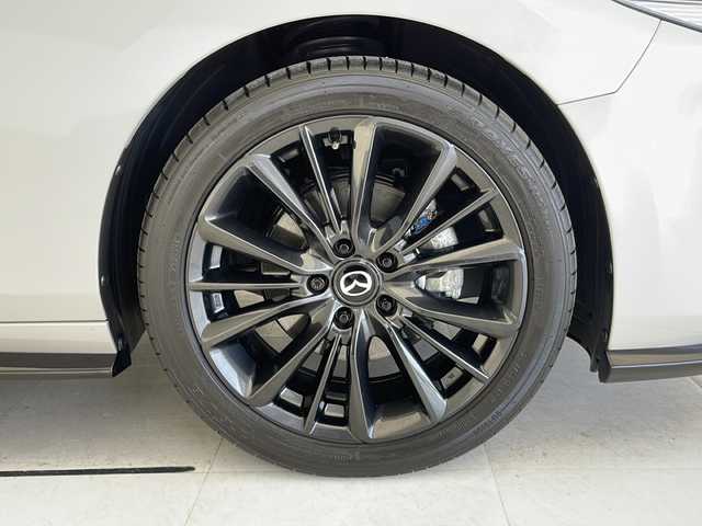 マツダ マツダ３ファストバック 20S レトロスポーツED 愛知県 2024(令6)年 2万km プラチナクォーツメタリック 衝突軽減システム/純正SD１０型SDナビ/全方位カメラ/BOSEプレミアムサウンド/レーダークルーズコントロール/シートヒーター/フルセグ/Bluetooth/バックカメラ/パワーシート/ヘッドアップディスプレイ/コーナーセンサー/純正アルミホイール/ブラインドスポットモニター/LEDヘッドライト/パドルシフト/置くだけ充電器/オートマチックハイビーム/ステアリングスイッチ/スマートキー/プッシュスタート