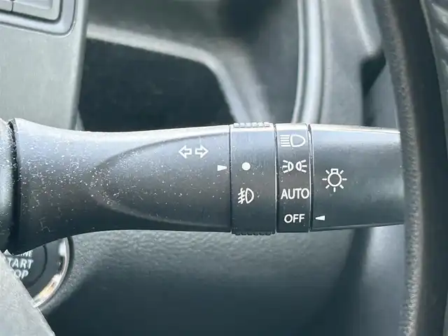 スズキ ソリオ HV MZ 愛媛県 2016(平28)年 6.9万km ピュアホワイトP 社外ナビ/DVD/フルセグTV/Bluetooth/iPod/AUX/後席モニター/バックカメラ/ドライブレコーダー前後/両側パワースライドドア/ETC/エアバッグ/サイドエアバッグ/オートライト/純正15インチAW/ABS/横滑り防止機能/アイドリングストップ/シートヒーター/社外フロアマット/スマートキー/スペアキー有/パワーステアリング/パワーステアリング/プッシュスタート