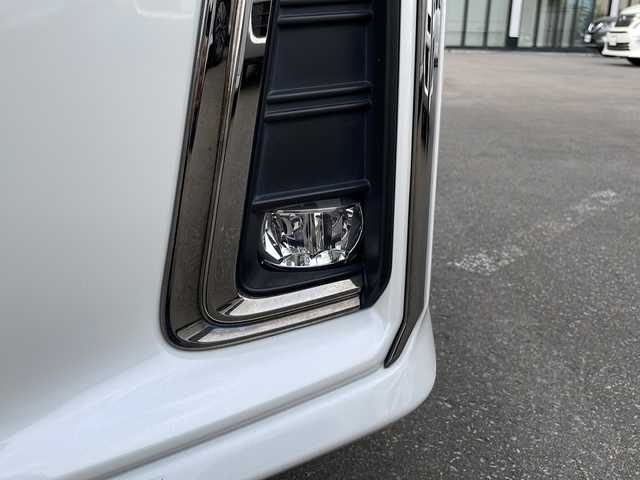 トヨタ アルファード S タイプゴールドⅡ 青森県 2022(令4)年 2.1万km ホワイトパールクリスタルシャイン ・４ＷＤ/・純正ディスプレイオーディオ/　AM/FM/CD/DVD/BT/Miracast/・フルセグＴＶ/・社外ＴＶキット/・純正フリップダウンモニター/・社外ドライブレコーダー前後タイプ/・純正ビルトインＥＴＣ/・純正デジタルルームミラー/・純正バックカメラ/・純正エンジンスターター/・両側パワースライドドア/・電動リアゲート/・レーダークルーズコントロール/・アイドリングストップ/・ＥＣＯモード/・横滑り防止機能/・オットマン/・社外フロアマット/・ドアバイザー/・スペアキー/・取扱説明書/・両側パワースライドドア/・電動リアゲート/・レーダークルーズコントロール/・アイドリングストップ/・ＥＣＯモード/・横滑り防止機能/・オットマン/・社外フロアマット/・ドアバイザー/・スペアキー/・取扱説明書/・スタッドレス２２５/６５Ｒ１７社外ＡＷ別積み