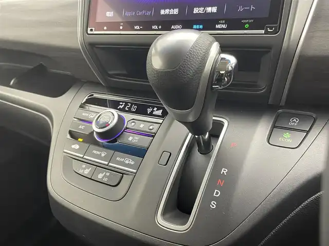 ホンダ フリード G ホンダセンシング 茨城県 2022(令4)年 3.6万km プラチナホワイトパール 純正9型ナビ［VXM-227VFNi］/フルセグ再生可/バックカメラ/Sパッケージ/Cパッケージ/寒冷地仕様/Honda SENSING/・衝突軽減ブレーキ/・誤発進抑制機能/・車線維持支援システム/・アダプティブクルーズコントロール/・路外逸脱抑制機能/・標識認識機能/・先行車発進お知らせ機能/コーナーセンサー（後のみ）/純正アルミホイール/純正フロアマット/ハーフレザーシート/シートヒーター/ビルトインETC