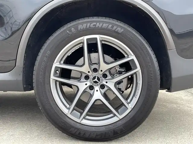 メルセデス・ベンツ ＧＬＣ２００ クーペスポーツ 東京都 2019(平31)年 5.6万km オブシディアンブラック ダイヤモンドグリル　ハーフレザーシート　ＲＳＰ　シートヒーター　　パワーシート　純正ＨＤＤナビ　３６０°カメラ　フルセグ　パワーリアゲート　ＬＥＤヘッドライト　オートライト　ＥＴＣ　純正１９インチＡＷ