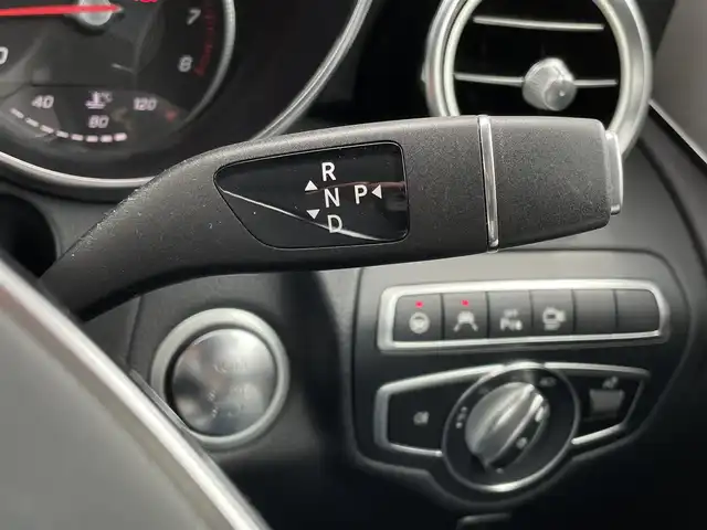 メルセデス・ベンツ ＧＬＣ２００ クーペスポーツ 東京都 2019(平31)年 5.6万km オブシディアンブラック ダイヤモンドグリル　ハーフレザーシート　ＲＳＰ　シートヒーター　　パワーシート　純正ＨＤＤナビ　３６０°カメラ　フルセグ　パワーリアゲート　ＬＥＤヘッドライト　オートライト　ＥＴＣ　純正１９インチＡＷ