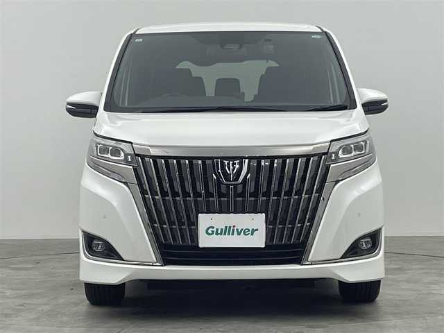 トヨタ エスクァイア Gi プレミアムパッケージ ブラックテーラード 群馬県 2019(令1)年 6.8万km ホワイトパールクリスタルシャイン １０インチナビ　１１．６インチフリップダウンモニター　クルーズコントロール　両側パワースライドドア　バックカメラ　シートヒーター　衝突軽減　ドラレコ　スマートキー　プッシュスタート　禁煙車