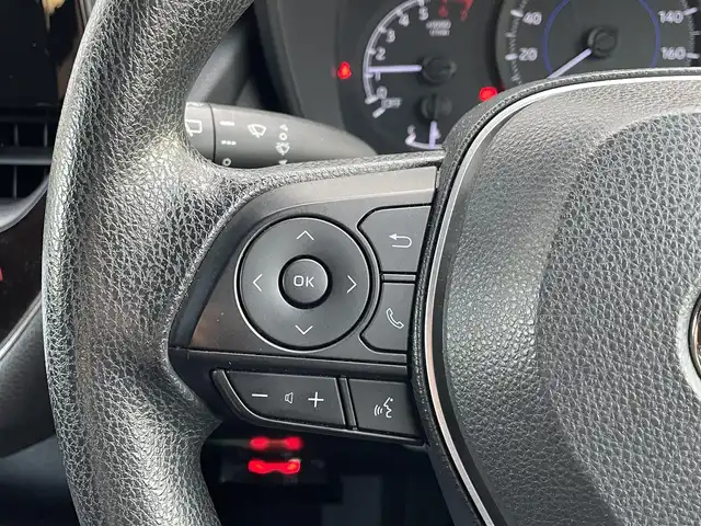 トヨタ カローラ スポーツ ハイブリッドG X 埼玉県 2018(平30)年 14万km ホワイトパールクリスタルシャイン (株)IDOMが運営する【じしゃロン川越店】の自社ローン専用車両になります。/こちらは現金またはオートローンご利用時の価格です。/自社ローンご希望の方は別途その旨お申付け下さい/純正ＳＤナビ/（AM/FM/CD/DVD/BT)/トヨタセーフティセンス　/車線逸脱防止装置　/前方アラート　/バックカメラ　/ＥＴＣ　/ＬＥＤヘッドライト　/オートハイビーム　/クルーズコントロール　/スマートキー　/プッシュスタート　/フルセグＴＶ