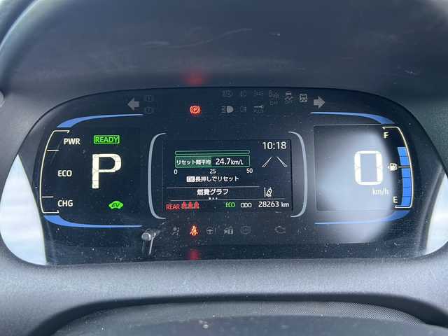 トヨタ アクア G 岐阜県 2022(令4)年 2.9万km プラチナホワイトパールマイカ 登録時走行距離28262km/純正10.5インチ純正ナビ/Bluetooth接続/ETC/アラウンドビューモニター/自動駐車システム/レーダークルーズコントロール/前後コーナーセンサー/LEDヘッドライト/USB入力端子/100V充電可能/ABS/横滑り防止装置/レーンキープアシスト/盗難防止装置/オートマチックハイビーム/Wサイドエアバッグ/衝突被害軽減システム