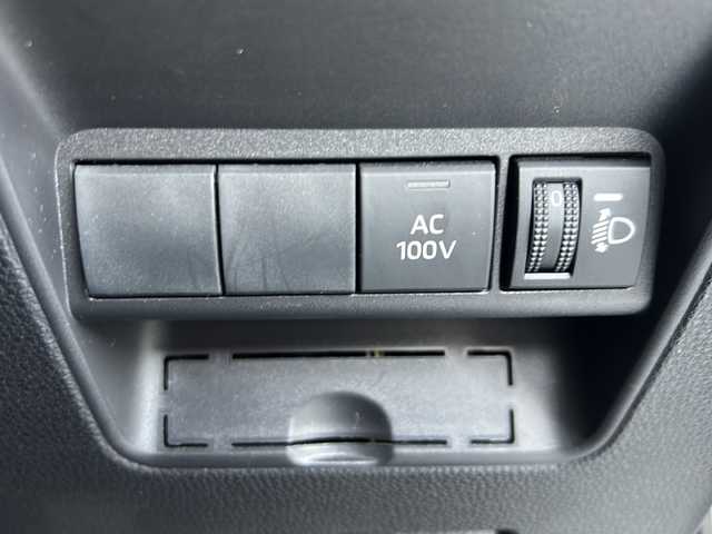 トヨタ アクア G 岐阜県 2022(令4)年 2.9万km プラチナホワイトパールマイカ 登録時走行距離28262km/純正10.5インチ純正ナビ/Bluetooth接続/ETC/アラウンドビューモニター/自動駐車システム/レーダークルーズコントロール/前後コーナーセンサー/LEDヘッドライト/USB入力端子/100V充電可能/ABS/横滑り防止装置/レーンキープアシスト/盗難防止装置/オートマチックハイビーム/Wサイドエアバッグ/衝突被害軽減システム