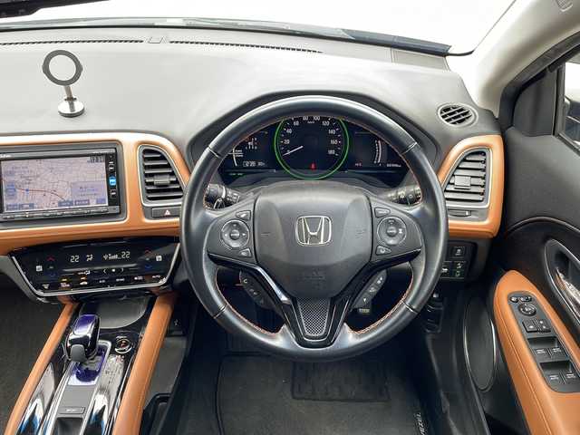 ホンダ ヴェゼル ハイブリッド Z ホンダセンシング 三重県 2016(平28)年 4.7万km モルフォブルーP 純正ナビ　/バックカメラ　/パドルシフト　/シートヒーター　/ＬＥＤヘッドライト　/フォグライト　/純正ビルトインＥＴＣ　/衝突軽減　/追従走行　/レーンキープアシスト　/先行車発進お知らせシステム　/標識認識システム/電動格納ミラー/禁煙車