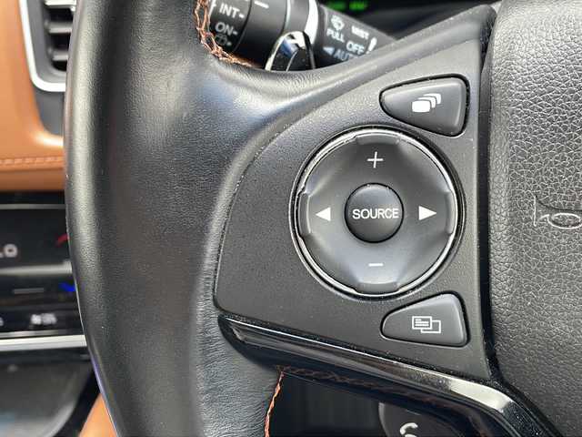 ホンダ ヴェゼル ハイブリッド Z ホンダセンシング 三重県 2016(平28)年 4.7万km モルフォブルーP 純正ナビ　/バックカメラ　/パドルシフト　/シートヒーター　/ＬＥＤヘッドライト　/フォグライト　/純正ビルトインＥＴＣ　/衝突軽減　/追従走行　/レーンキープアシスト　/先行車発進お知らせシステム　/標識認識システム/電動格納ミラー/禁煙車