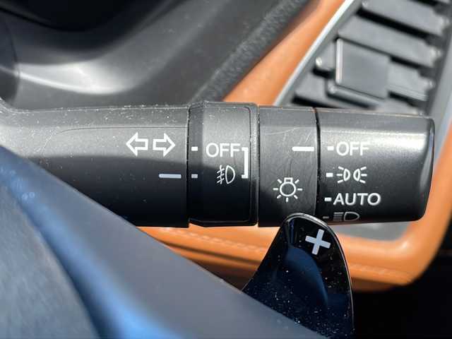 ホンダ ヴェゼル ハイブリッド Z ホンダセンシング 三重県 2016(平28)年 4.7万km モルフォブルーP 純正ナビ　/バックカメラ　/パドルシフト　/シートヒーター　/ＬＥＤヘッドライト　/フォグライト　/純正ビルトインＥＴＣ　/衝突軽減　/追従走行　/レーンキープアシスト　/先行車発進お知らせシステム　/標識認識システム/電動格納ミラー/禁煙車