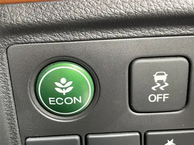 ホンダ ヴェゼル ハイブリッド Z ホンダセンシング 千葉県 2016(平28)年 4.8万km モルフォブルーP ホンダセンシング/・衝突軽減ブレーキ/レーンキープアシスト/・レーダークルーズコントロール/オートハイビーム/・クリアランスソナー/純正メモリナビ(VXM-164VFi)/・フルセグ/BT/DVD/CD/USB/バックカメラ/ステアリングスイッチ/ETC/ハーフレザーシート/シートヒーター(D/N席)/LEDヘッドライト/オートライト/フォグライト/スマートキー/プッシュスタート/ルーフレール/17インチAW/純正フロアマット