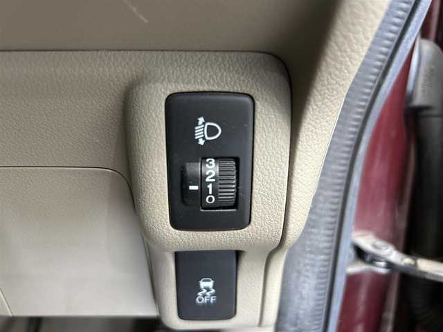 ホンダ Ｎ ＢＯＸ G Lパッケージ 鹿児島県 2013(平25)年 5.2万km プレミアムディープロッソパール 禁煙/純正ディスプレイオーディオ/（ワンセグTV/CD/Bluetooth）/片側パワースライドドア/純正フロアマット/ドアバイザー/アイドリングストップ/ドアバイザー/チップアップシート/ヘッドライトレベライザー