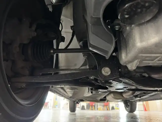 スズキ ラパン モード 三重県 2019(令1)年 4.1万km ノクターンブルーパール ガソリン/FF/インパネCVT/純正 8インチナビ CN-RZ853/（FM/AM/SD/iPod/TV/USB/Bluetooth/MEMORY MUSIC/CD/DVD/VTR）/【OP】全方位モニター/安全装備/・デュアルセンサーブレーキサポート/・車線逸脱警報機能/・ふらつき警報機能/・誤発進抑制機能/・後方誤発進抑制機能/・リヤパーキングセンサー/・後退時ブレーキサポート/・標識認識機能（車両進入禁止、はみ出し通行禁止、最高速度、一時停止）/・ハイビームアシスト/装備/・シートヒーター（D/N）/・オートエアコン/・オートライトシステム/・キセノンヘッドライト（ロービーム）/・プッシュスタート/・ステアリングスイッチ/・電動格納ドアミラー/・純正ホイールキャップ＆14インチスチールホイール/・保/取/ナビ取/・スマートキーx2/など