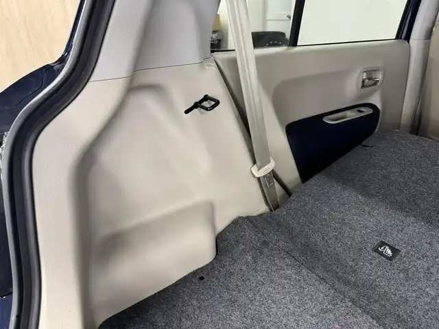 スズキ ラパン モード 三重県 2019(令1)年 4.1万km ノクターンブルーパール ガソリン/FF/インパネCVT/純正 8インチナビ CN-RZ853/（FM/AM/SD/iPod/TV/USB/Bluetooth/MEMORY MUSIC/CD/DVD/VTR）/【OP】全方位モニター/安全装備/・デュアルセンサーブレーキサポート/・車線逸脱警報機能/・ふらつき警報機能/・誤発進抑制機能/・後方誤発進抑制機能/・リヤパーキングセンサー/・後退時ブレーキサポート/・標識認識機能（車両進入禁止、はみ出し通行禁止、最高速度、一時停止）/・ハイビームアシスト/装備/・シートヒーター（D/N）/・オートエアコン/・オートライトシステム/・キセノンヘッドライト（ロービーム）/・プッシュスタート/・ステアリングスイッチ/・電動格納ドアミラー/・純正ホイールキャップ＆14インチスチールホイール/・保/取/ナビ取/・スマートキーx2/など