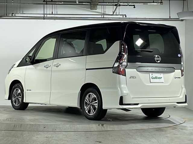 日産 セレナ e－パワー ハイウェイスター V 広島県 2021(令3)年 4.1万km ブリリアントホワイトパール 2トーン プロパイロット /純正10インチナビ/CD/DVD/Blu-ray/DTV/Bluetooth/アラウンドビューモニター/デジタルインナーミラー /純正フリップダウンモニター/両側パワースライドドア /防水シート/LEDオートライト/オートハイビーム/ビルトインETC2.0/ドライブレコーダー/後席エアコン/スマートキー/プッシュスタート /純正アルミホイール/フロアマット