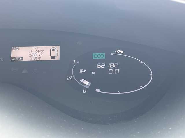 日産 セレナ ハイウェイスター Sハイブリッド 千葉県 2015(平27)年 6.2万km ダイヤモンドブラック ナビMC314D-W バックカメラ フリップダウンモニター エマブレ ETC BT USB DVD 両側パワースライドドア レーンアシスト クルコン アイドリングストップ 横滑り防止 マット バイザー