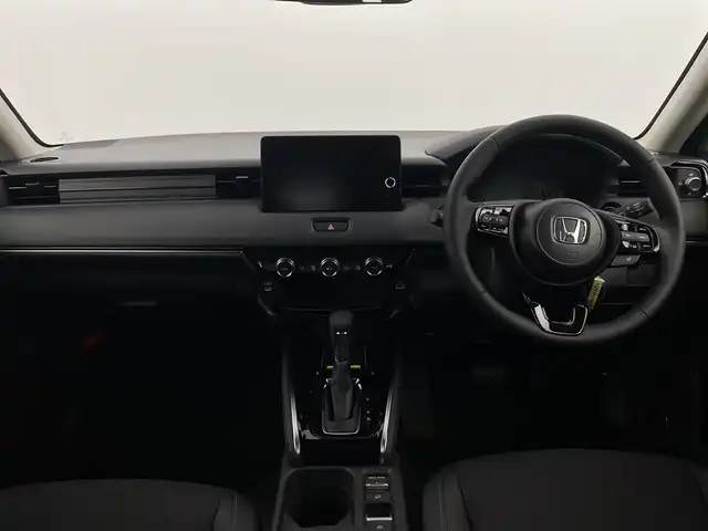 ホンダ ヴェゼル ハイブリッド e:HEV Z 新潟県 2025(令7)年 0.1千km プラチナホワイトパール 4WD/ホンダセンシング/Honda CONNECTディスプレー/　　フルセグ/BT/AppleCarPlay/AndroidAuto/バックカメラ/パワーバックドア/レーダークルーズコントロール/LEDオートライト/ハーフレザーシート/シートヒーター/純正18インチアルミホイール/ステアリングスイッチ/ステアリングヒーター/置くだけ充電/BSM/TypeCポート/パドルシフト/スマートキー/ビルトインETC2.o