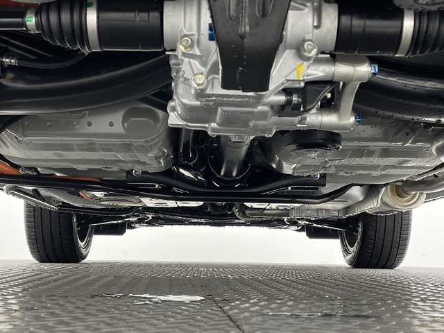 ホンダ ヴェゼル ハイブリッド e:HEV Z 新潟県 2025(令7)年 0.1千km プラチナホワイトパール 4WD/ホンダセンシング/Honda CONNECTディスプレー/　　フルセグ/BT/AppleCarPlay/AndroidAuto/バックカメラ/パワーバックドア/レーダークルーズコントロール/LEDオートライト/ハーフレザーシート/シートヒーター/純正18インチアルミホイール/ステアリングスイッチ/ステアリングヒーター/置くだけ充電/BSM/TypeCポート/パドルシフト/スマートキー/ビルトインETC2.o