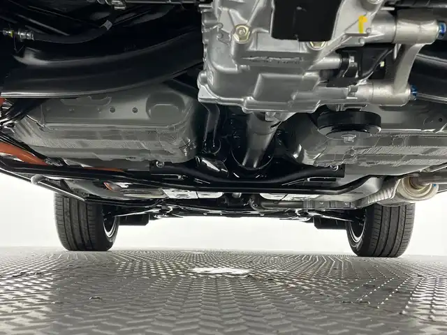 ホンダ ヴェゼル ハイブリッド e:HEV Z 新潟県 2025(令7)年 0.1千km プラチナホワイトパール 4WD/ホンダセンシング/Honda CONNECTディスプレー/　　フルセグ/BT/AppleCarPlay/AndroidAuto/バックカメラ/パワーバックドア/レーダークルーズコントロール/LEDオートライト/ハーフレザーシート/シートヒーター/純正18インチアルミホイール/ステアリングスイッチ/ステアリングヒーター/置くだけ充電/BSM/TypeCポート/パドルシフト/スマートキー/ビルトインETC2.o