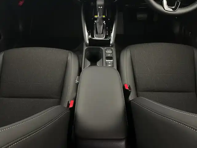 ホンダ ヴェゼル ハイブリッド e:HEV Z 新潟県 2025(令7)年 0.1千km プラチナホワイトパール 4WD/ホンダセンシング/Honda CONNECTディスプレー/　　フルセグ/BT/AppleCarPlay/AndroidAuto/バックカメラ/パワーバックドア/レーダークルーズコントロール/LEDオートライト/ハーフレザーシート/シートヒーター/純正18インチアルミホイール/ステアリングスイッチ/ステアリングヒーター/置くだけ充電/BSM/TypeCポート/パドルシフト/スマートキー/ビルトインETC2.o