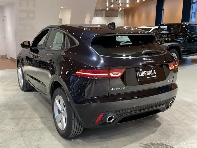ジャガー Ｅペース R ダイナミックHSE 180PS 道央・札幌 2018(平30)年 3.7万km 黒 メタリックカラー/ドライブプロパック/　・ACC/　・ブラインドスポットアシスト/　・ハイスピードエマージェンシーブレーキ/地上デジタルテレビ/インタラクティブドライバーディスプレイ/パークプロパック/　・パークアシスト/　・360°パーキングエイド/　・リアトラフィックモニター/シートヒーター/パワーテールゲート/カーペットマット/純正メモリナビ/USB/BT/360°カメラ/LEDヘッドライト