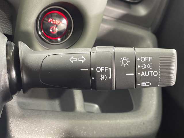 ホンダ フリード ハイブリット e:HEV クロスター 神奈川県 2025(令7)年 0.1千km クリスタルブラックパール 登録済未使用車/純正9インチナビ【LXM-242ZFNi】/AM/FM フルセグ Bluetooth AppleCarPlay　AndroidAuto/バックカメラ/両側パワースライドドア/ホンダセンシング/渋滞追従機能付アダプティブクルーズコントロール/ブラインドスポットインフォメーション/シートヒーター/ステアリングスイッチ/スマートキー/スペアキー/純正LEDヘッドライト/オートライト/オートハイビーム/純正15インチアルミホイール/ルーフレール/衝突軽減ブレーキ/後方誤発進抑制機能/誤発進抑制機能/近距離衝突軽減ブレーキ/路外逸脱抑制機能/トラフィックジャムアシスト/標識認識機能/歩行者事故低減ステアリング/路外逸脱抑制機能/車線維持支援システム/パーキングセンサーシステム/取扱説明書/保証書